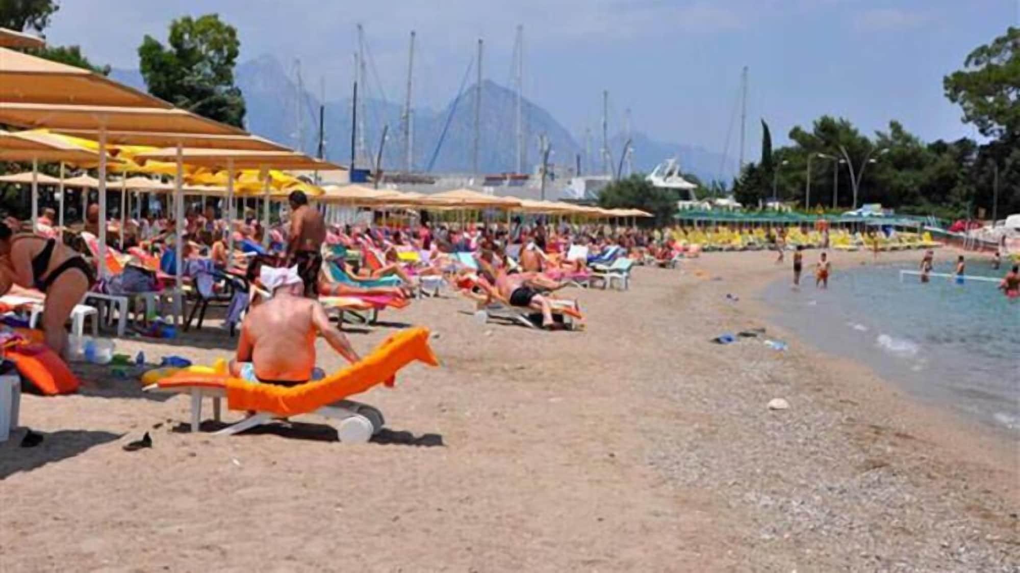 Kemer Suites Luaran gambar